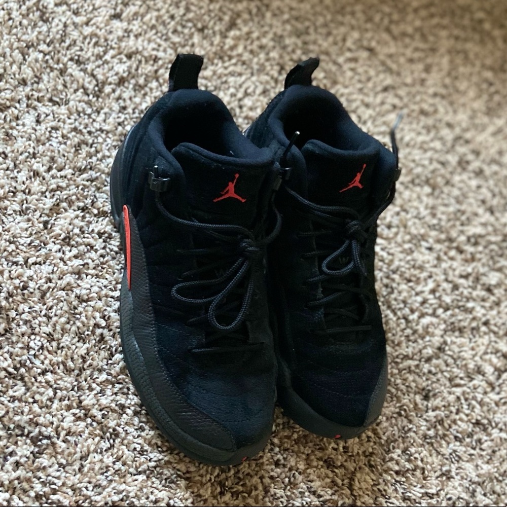 JORDAN: JORDAN 12 Retro Lows | Size: 6.5Y
